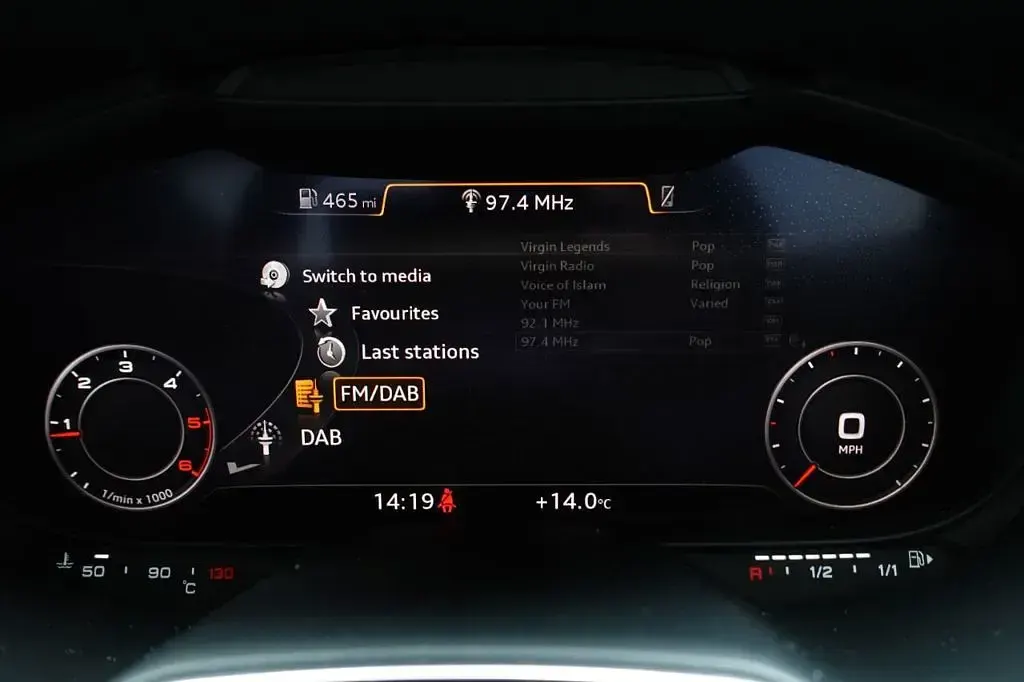 Used Audi TT Sport 184 HP (135 kW) 2015 Silver Coupe