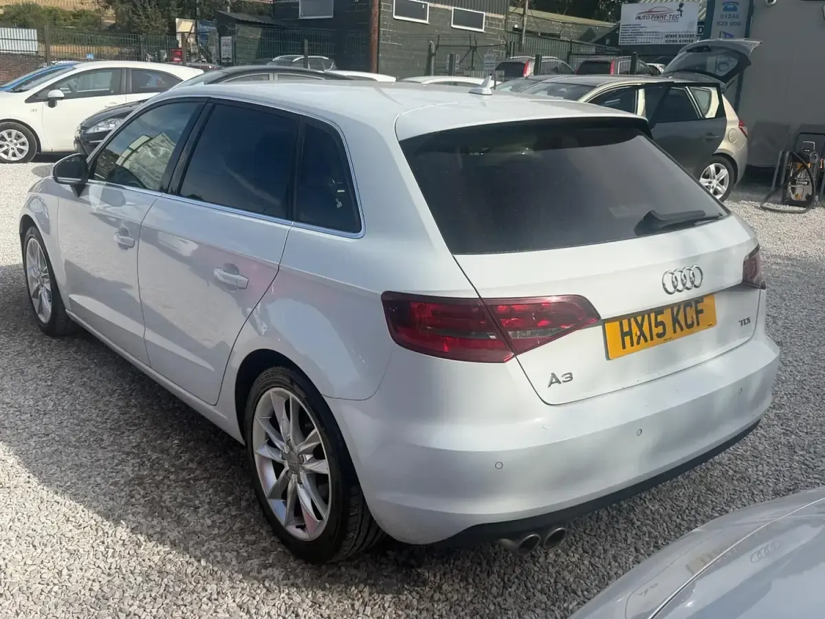 Used Audi A3 Sportback Sport 150 HP (110 kW) 2015 White Hatchback
