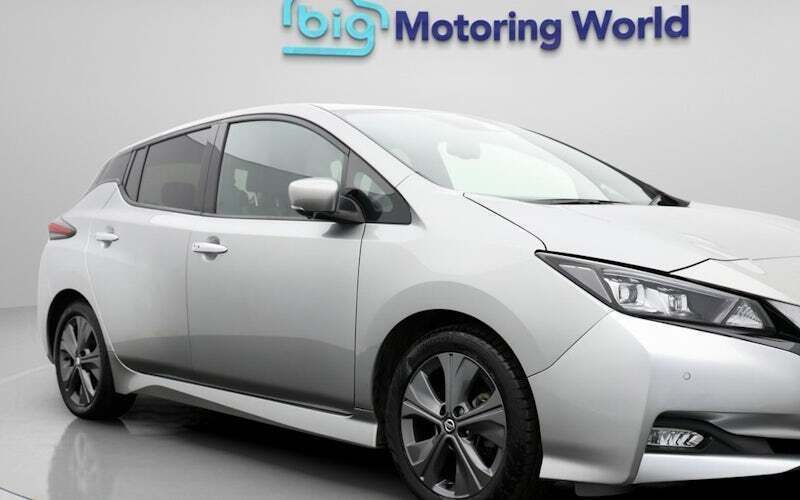 Silver Used 2021 Nissan Leaf Tekna Hatchback | £9,000 (Good price) - Image 1/4