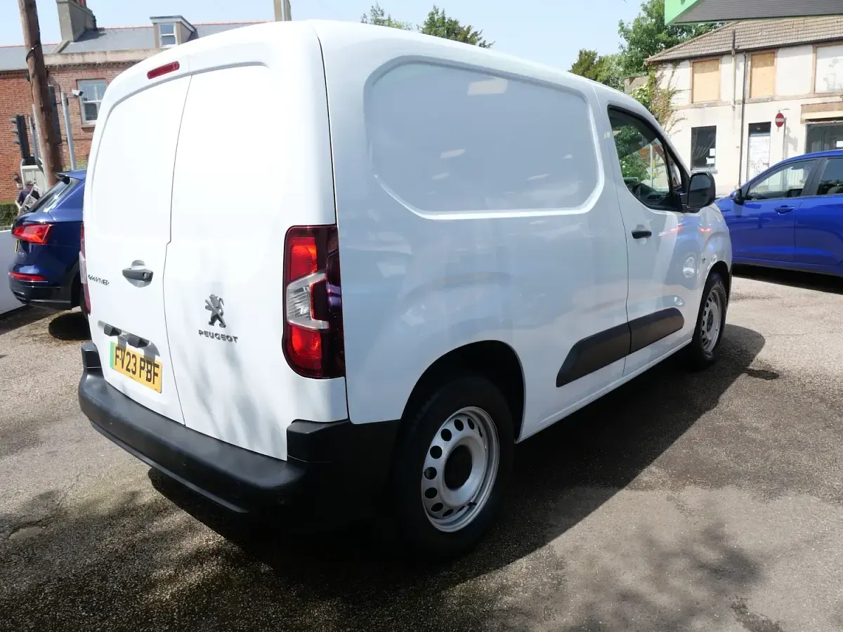 Occasion Peugeot E-Partner Premium 100 kW (136 ch) 2023 Blanc Monospace