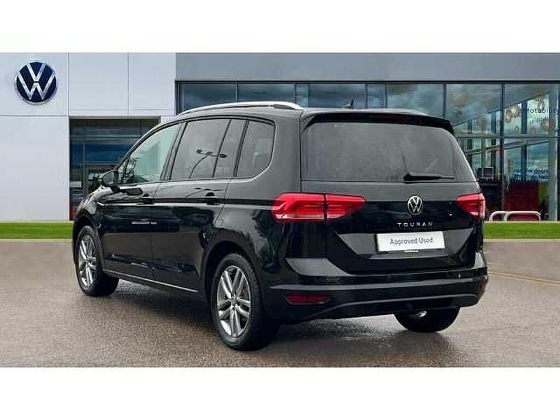 Usado VW Touran Match 150 HP (110 kW) 2025 Preto Monovolume