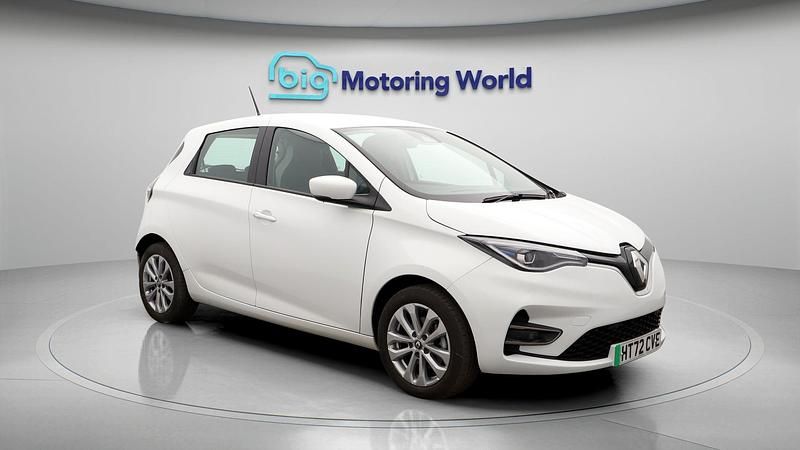 Used 2022 Renault Zoe SE Hatchback | £10,200 (Fair price) - Image 1/4