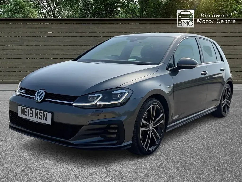 Begagnad VW Golf VII GTD 184 HK (135 kW) 2019 Grå Halvkombi