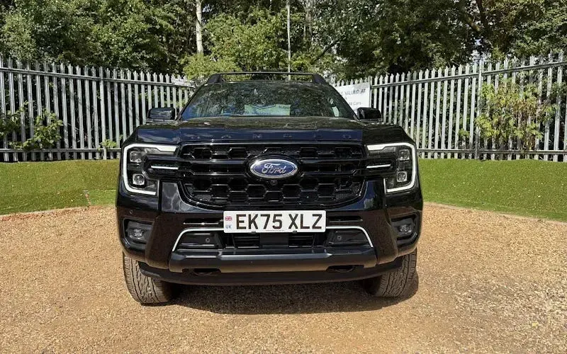 Used Ford Ranger 281 HP (206 kW) 2025 Black Pickup