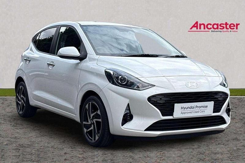 White Used 2024 Hyundai i10 Premium Hatchback | £16,495 (A bit pricey) - Image 1/4