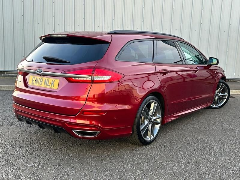 Used Ford Mondeo ST-Line 180 HP (132 kW) 2018 Red Estate