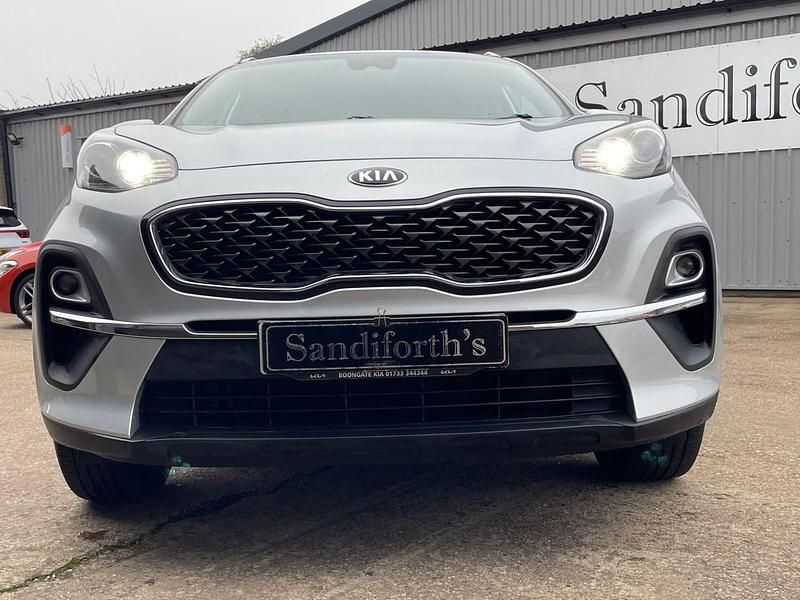 Used Kia Sportage 130 HP (95 kW) 2022 Silver SUV