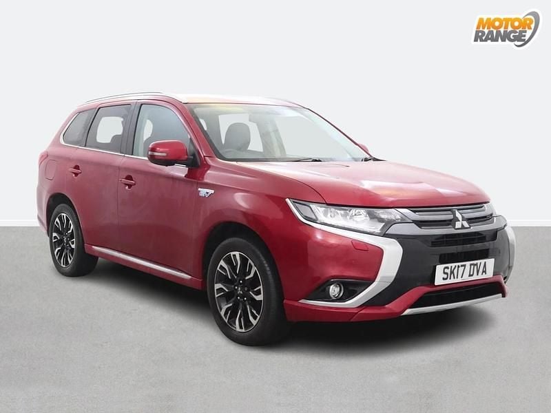 Used Mitsubishi Outlander 200 HP (147 kW) 2017 Red SUV