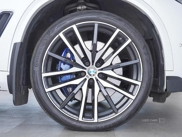 Begagnad BMW X5 M Sport 2019 Vit SUV