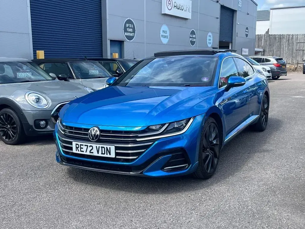 Used VW Arteon R-line 190 HP (139 kW) 2022 Blue Hatchback