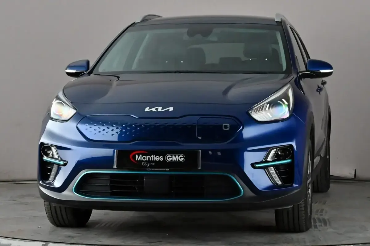Used Kia Niro 98 kW (134 HP) 2022 Blue SUV