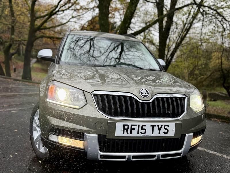 Used Skoda Yeti SE L 150 HP (110 kW) 2015 Green SUV