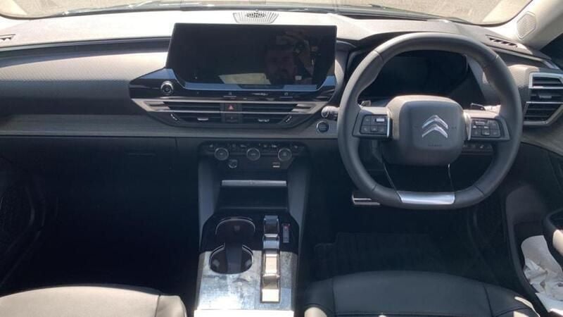 Black New 2025 Citroën C5 X Hatchback | £25,584 (Fair price) - Image 1/4
