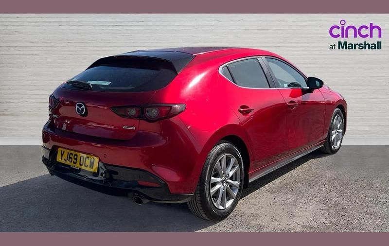 Usado Mazda 3 122 HP (89 kW) 2019 Vermelho Citadino