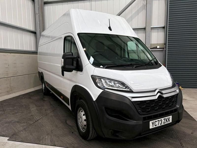 Used Citroën Relay 140 HP (102 kW) 2023 White Van