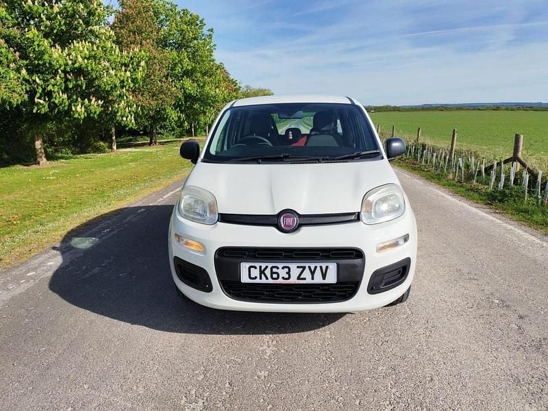 Usado Fiat Panda Pop 69 HP (50 kW) 2014 Branco Citadino