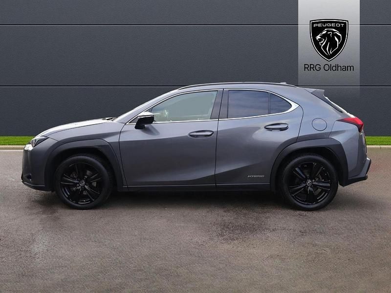 Used Lexus UX Sport Line 181 HP (133 kW) 2021 Grey SUV