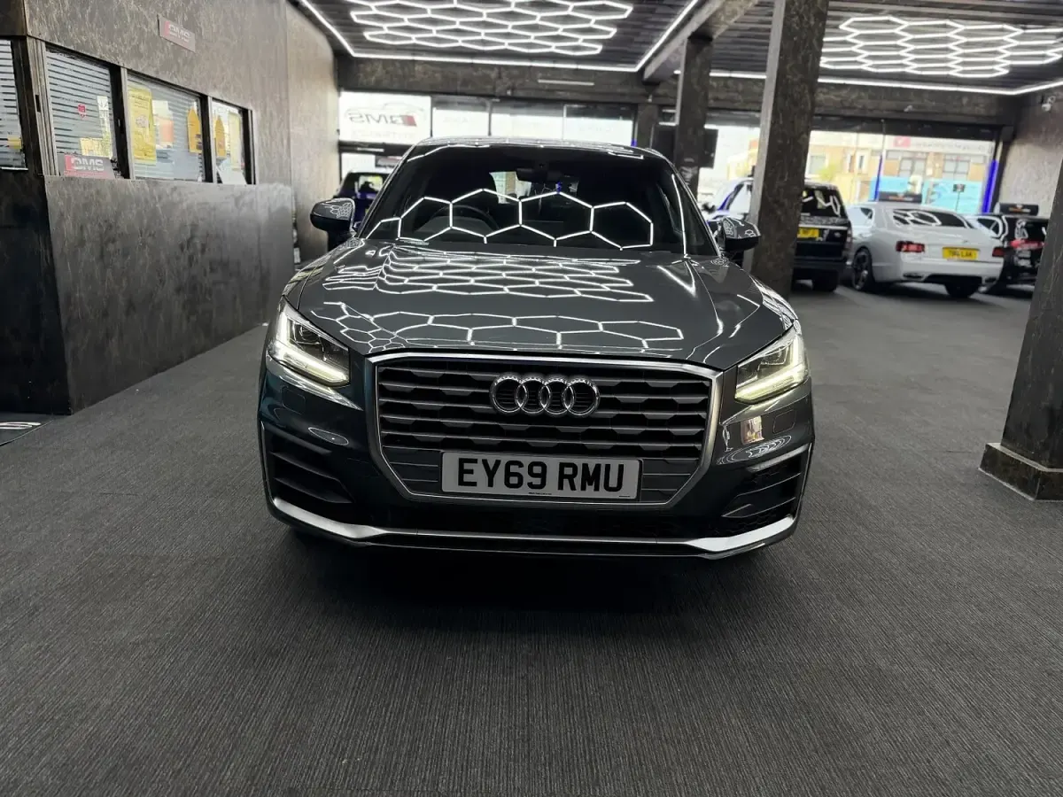 Used Audi Q2 S-Line 116 HP (85 kW) 2019 Grey SUV