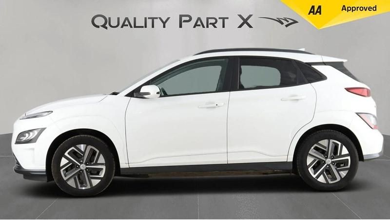 Used Hyundai Kona Premium 150 kW (204 HP) 2021 White SUV