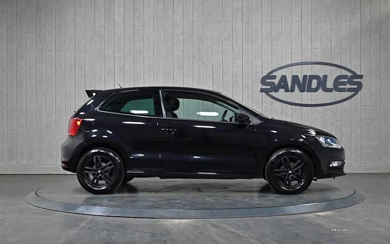 Used VW Polo Edition 60 HP (44 kW) 2017 Black Hatchback