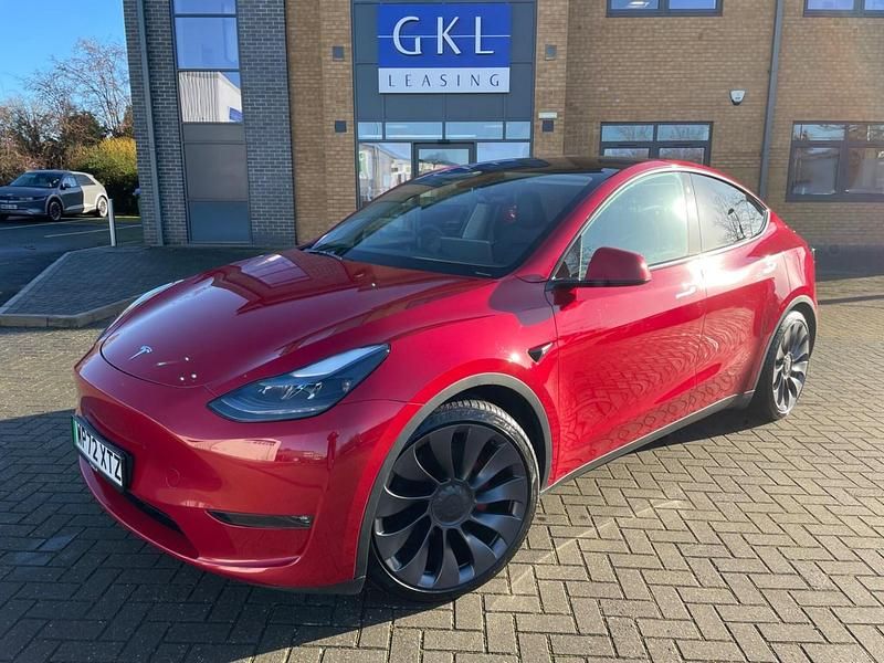 Red Used 2022 Tesla Model Y Performance SUV | £30,990 (A bit pricey) - Image 1/4