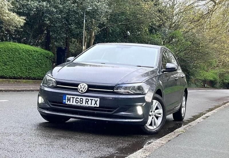 Used VW Polo SE 95 HP (69 kW) 2018 Grey Hatchback