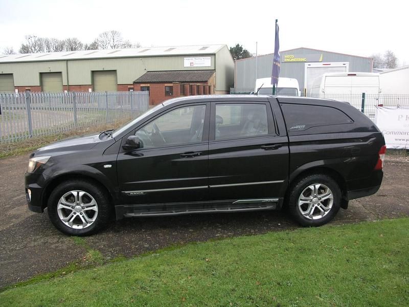 Used Ssangyong (KGM) Korando 2013 Black Pickup