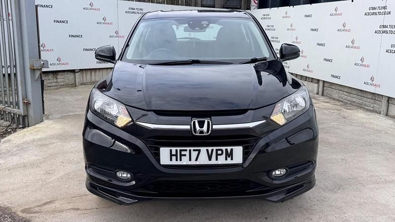 Used Honda HR-V SE 130 HP (95 kW) 2017 Black SUV