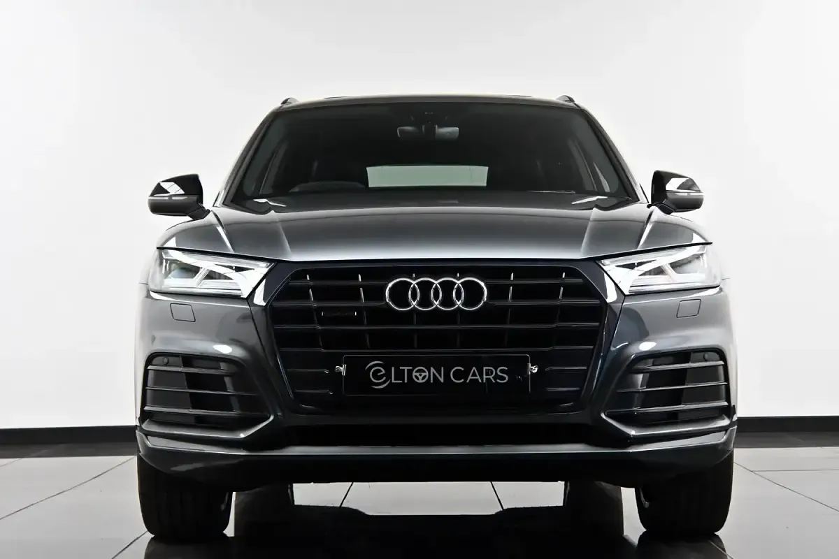 Used Audi Q5 Black Edition 190 HP (139 kW) 2019 Grey SUV