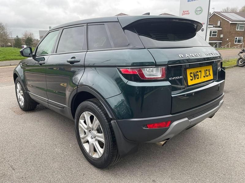 Used Land Rover Range Rover evoque SE 2017 Green Estate