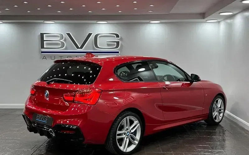 Used BMW 118 M Sport 150 HP (110 kW) 2017 Red Hatchback