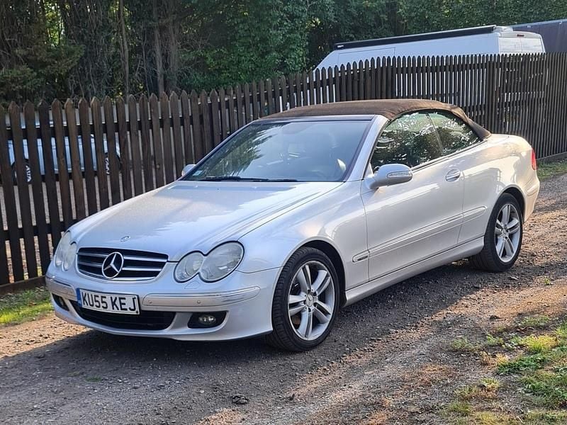 Silver Used 2005 Mercedes CLK280 Avantgarde Cabriolet | £1,795 (Super price) - Image 1/4