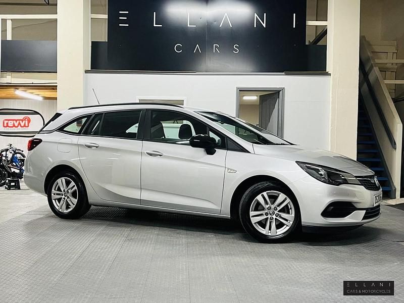 Silver Used 2021 Vauxhall Astra Business Edition Estate | £6,499 (Fair price) - Image 1/4