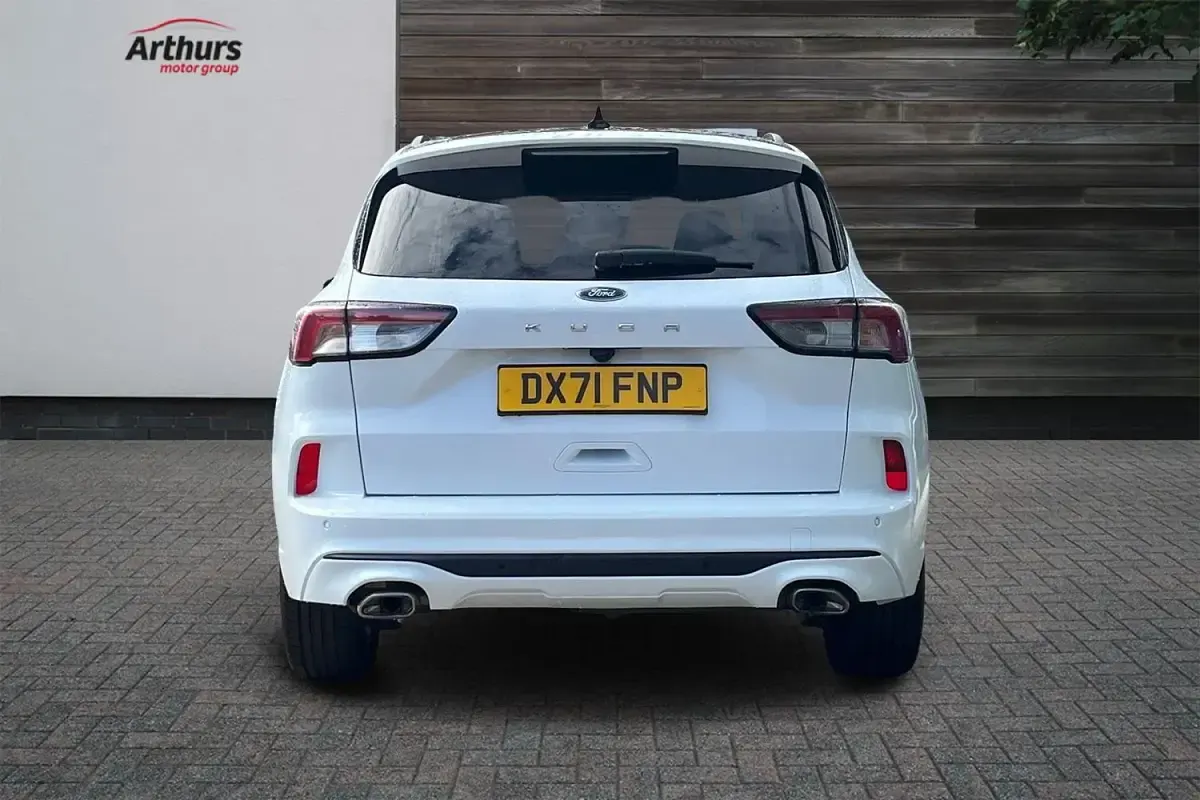 Used Ford Kuga ST-Line X 190 HP (139 kW) 2022 White SUV