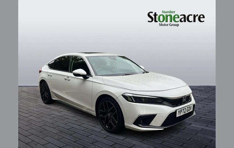 White Used 2022 Honda Civic Advance Hatchback | £26,999 (A bit pricey) - Image 1/4