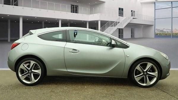 Used Vauxhall Astra GTC SRi 2012 Silver Hatchback