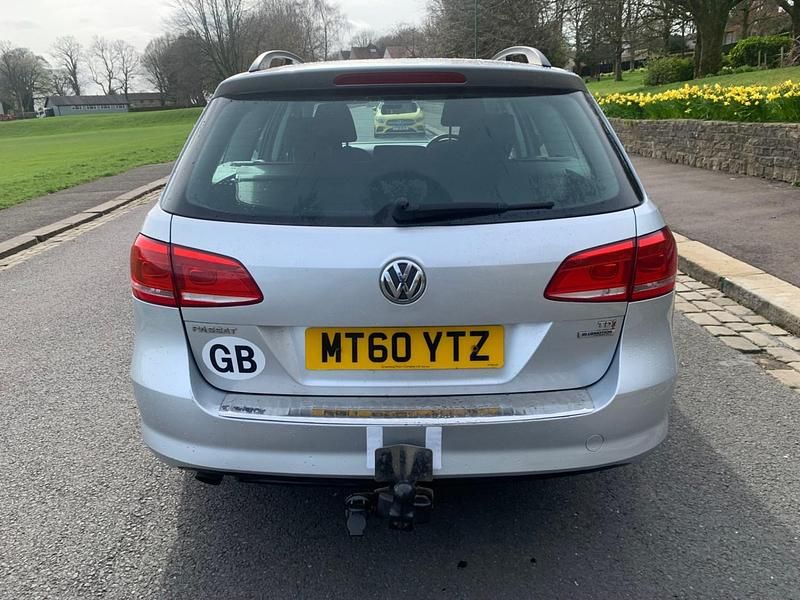 Used VW Passat S 105 HP (77 kW) 2011 Silver Estate