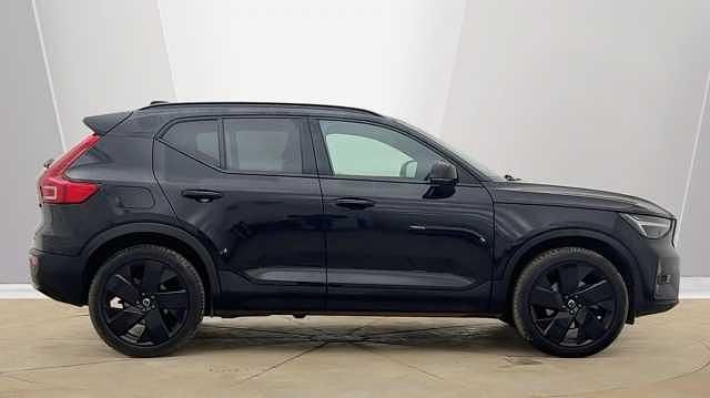 Usado Volvo XC40 Plus 161 HP (118 kW) 2025 SUV
