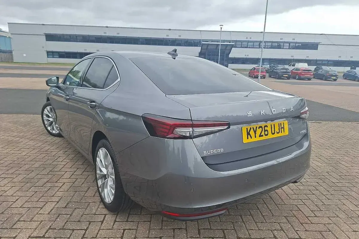 New Skoda Superb SE L 110 HP (80 kW) 2026 Graphite grey metallic Hatchback