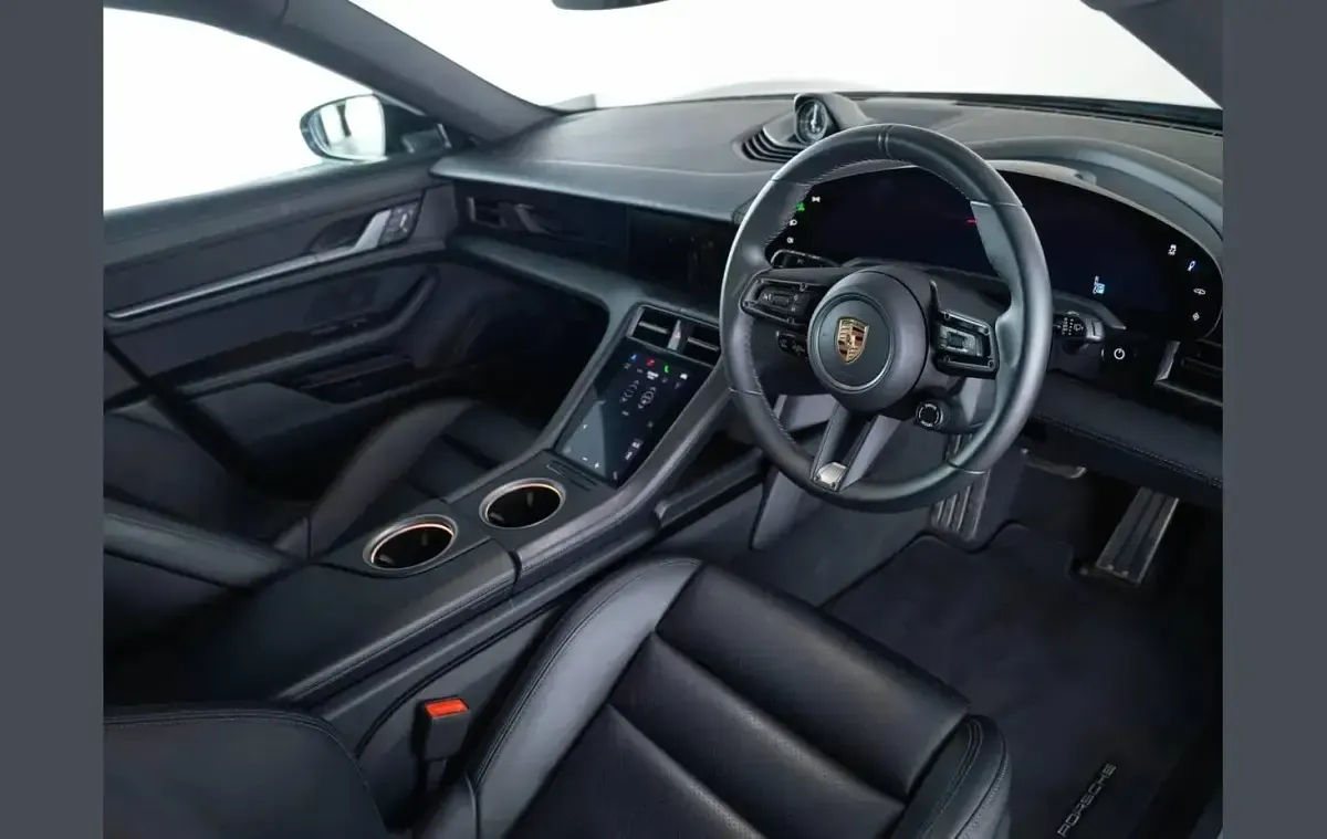 Used Porsche Taycan 300 kW (408 HP) 2024 Black Estate
