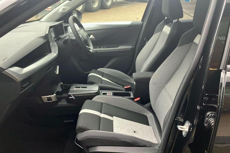 New Vauxhall Frontera 81 kW (111 HP) 2025 Black SUV