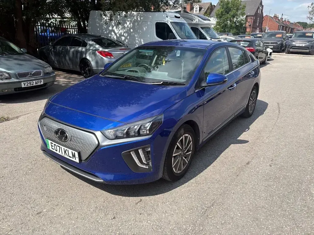 Used Hyundai Ioniq Premium 100 kW (136 HP) 2021 Blue Hatchback