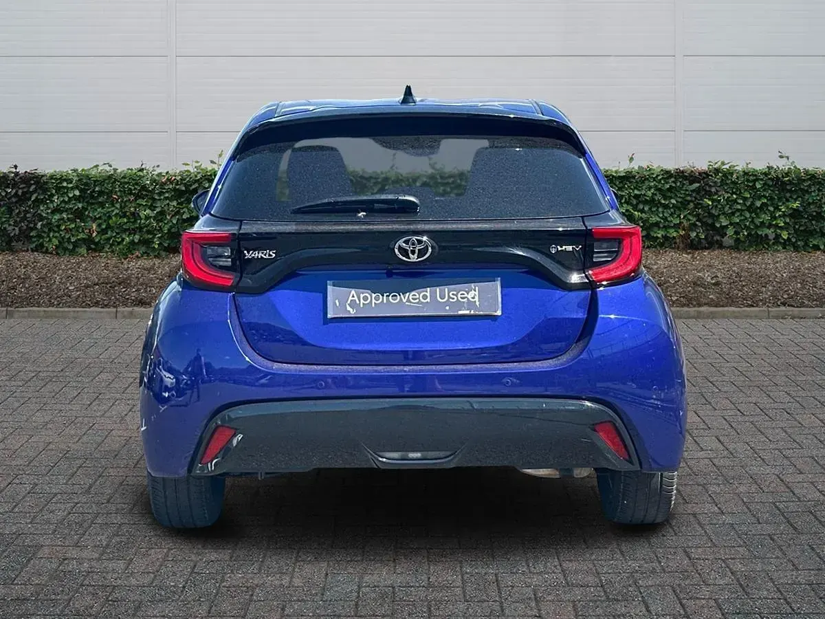 Used Toyota Yaris 2026 Blue Hatchback