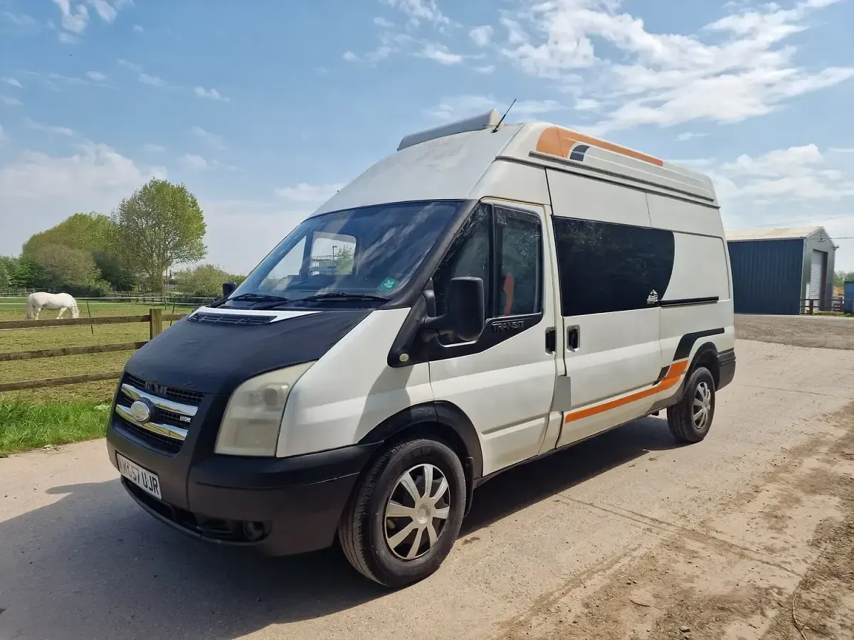 Used Ford Transit 100 HP (73 kW) 2007 White Van