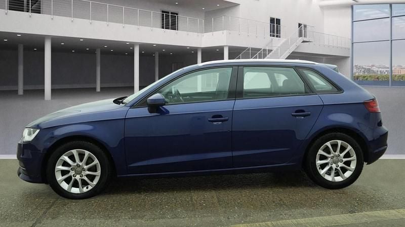 Used Audi A3 Sportback Performance 2013 Blue Hatchback