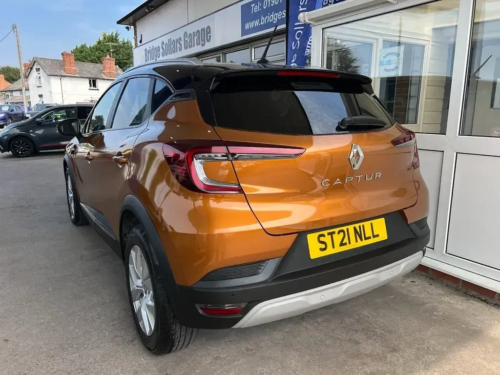 Used Renault Captur Version S 100 HP (73 kW) 2020 Orange  SUV