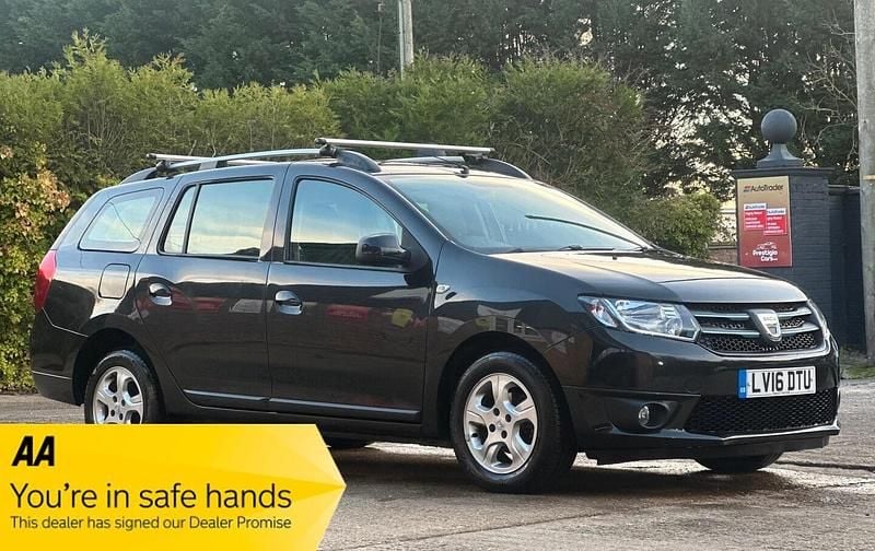 Black Used 2016 Dacia Logan MCV Lauréate Estate | £4,490 (Fair price) - Image 1/2