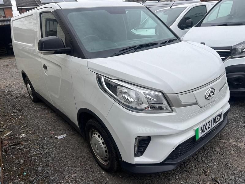 White Used 2021 Maxus eDeliver 3 Van | £6,498 (Super price) - Image 1/4