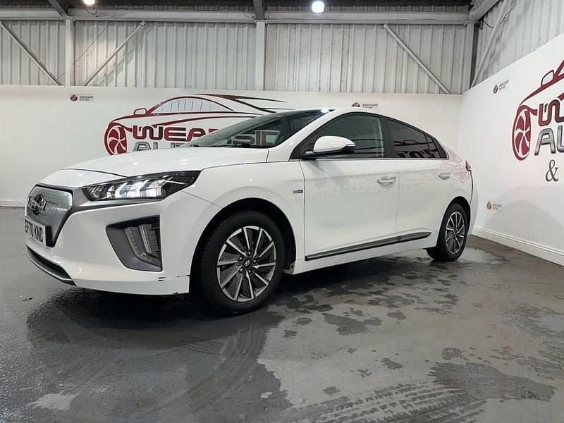 Used Hyundai Ioniq Premium 100 kW (136 HP) 2020 White Hatchback