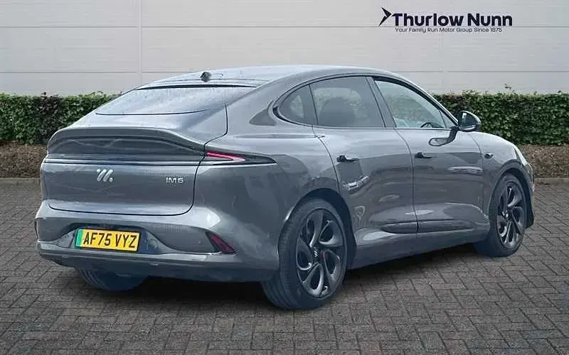 Used MG IM6 553 kW (752 HP) 2025 Silver SUV